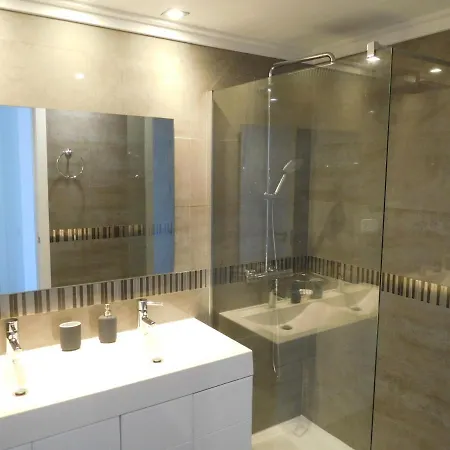 Salacia Apartment *