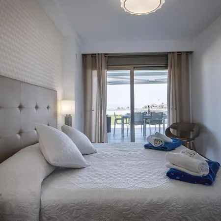 Salacia * Javea